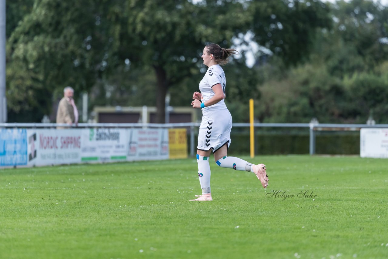 Bild 198 - F SV Henstedt Ulzburg II - SSC Hagen Ahrensburg : Ergebnis: 0:4